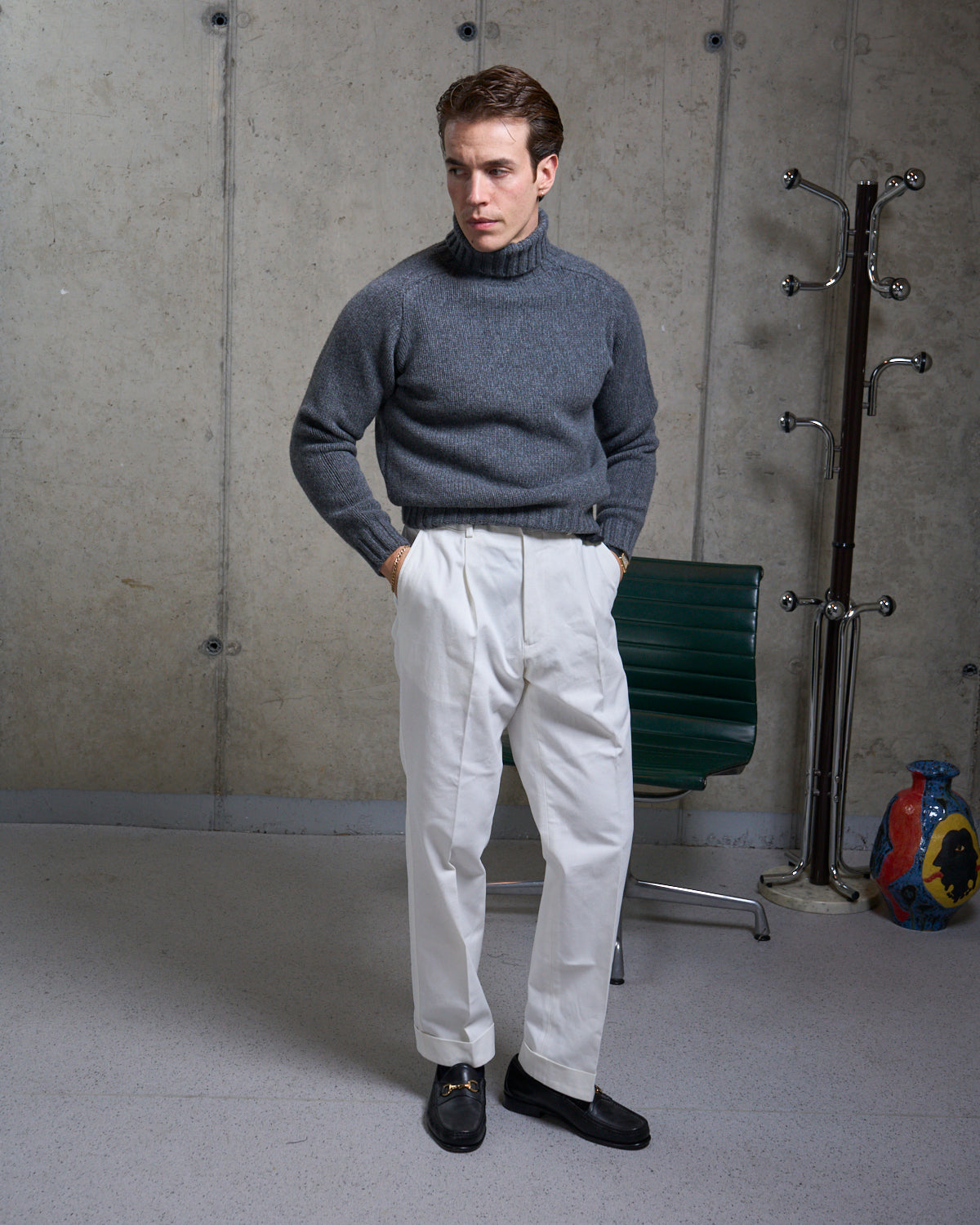 Relaxed Single Pleat Trouser - Off-White Cotton Canvas