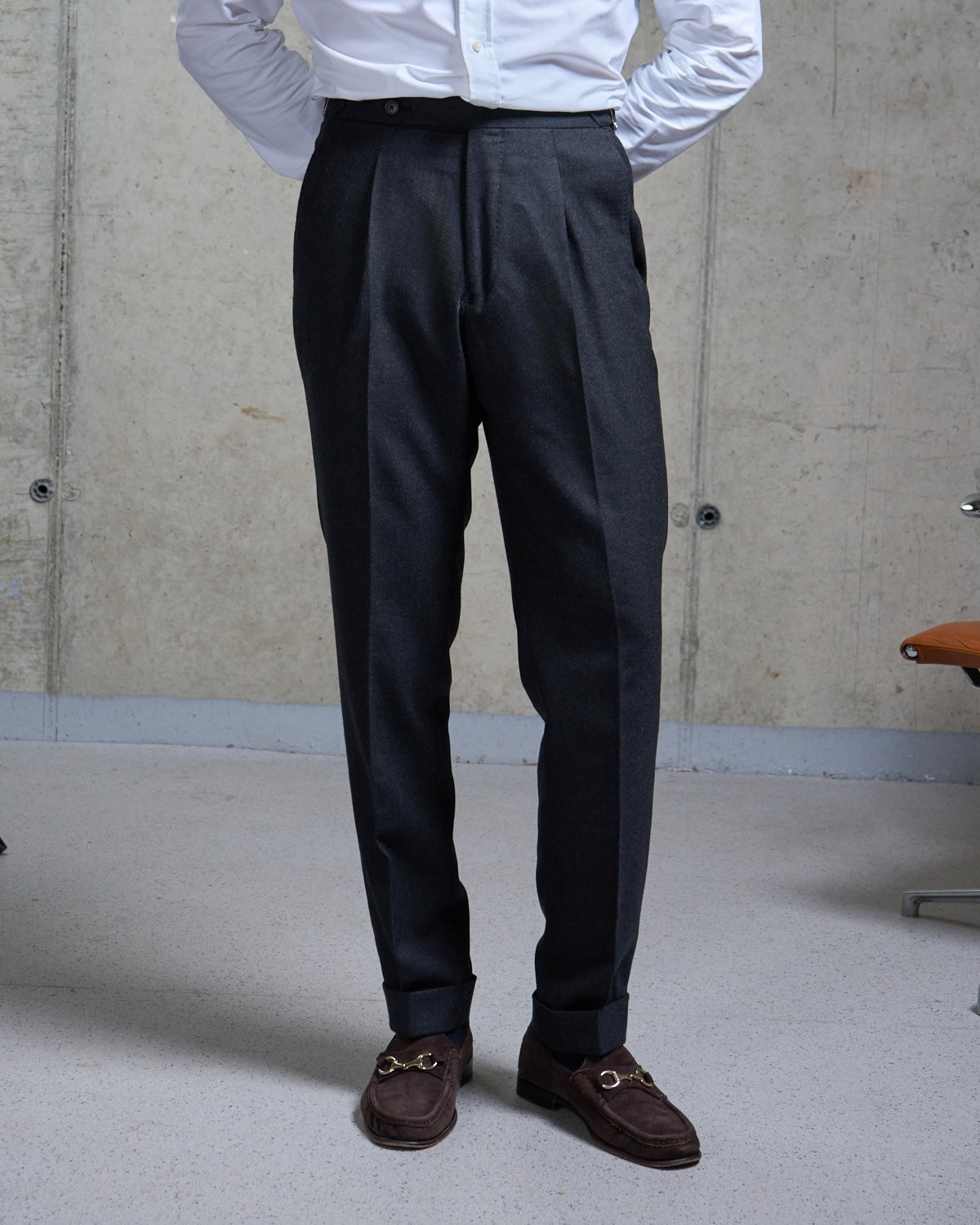 Single Pleat Trouser - Charcoal Grey Twill Wool