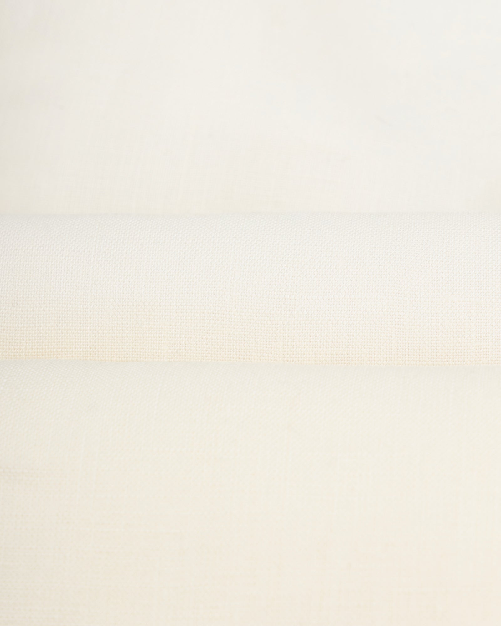 Single Pleat Trouser - Cream Linen