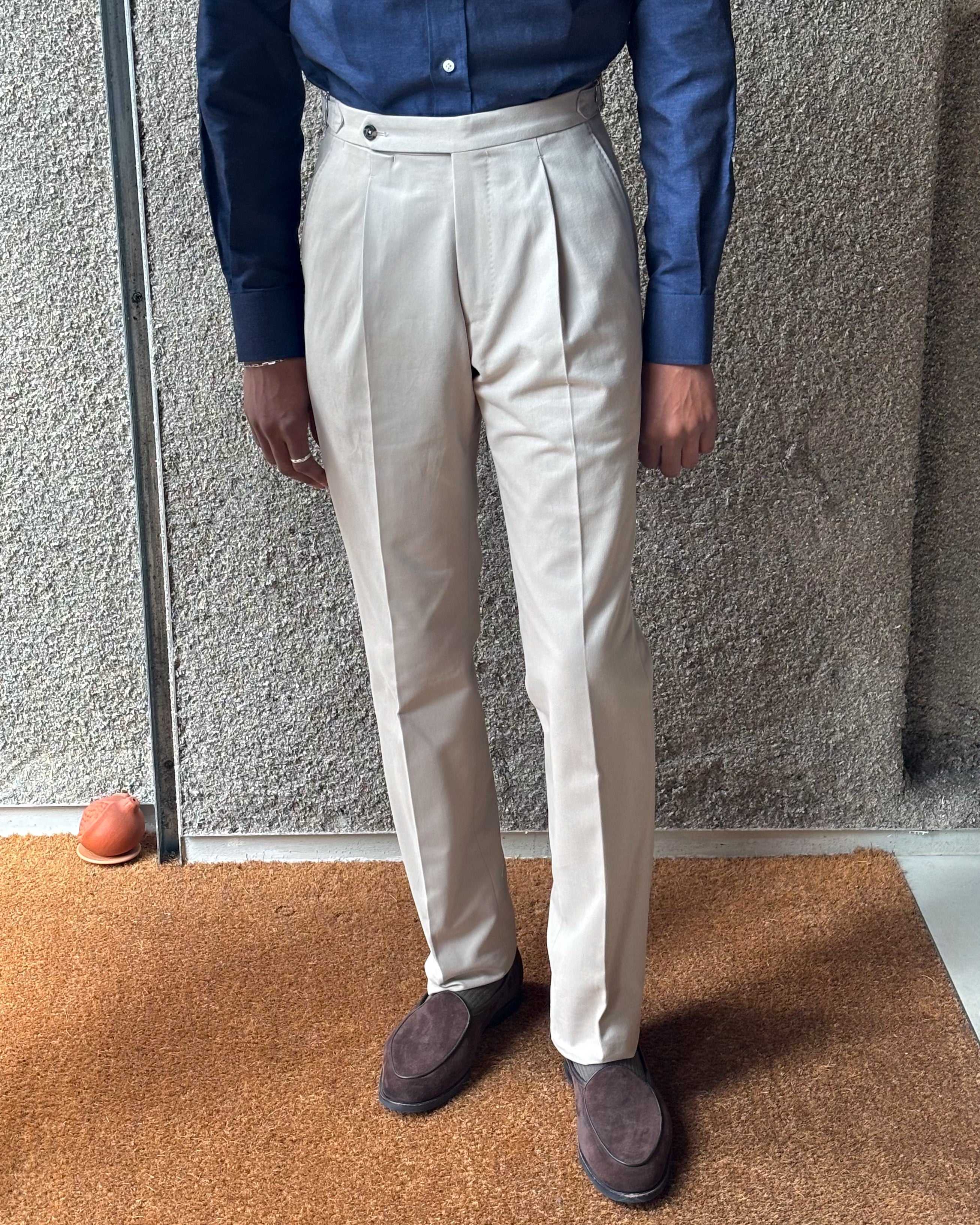 Classic Pleated Trouser - Stone Brushed Cotton