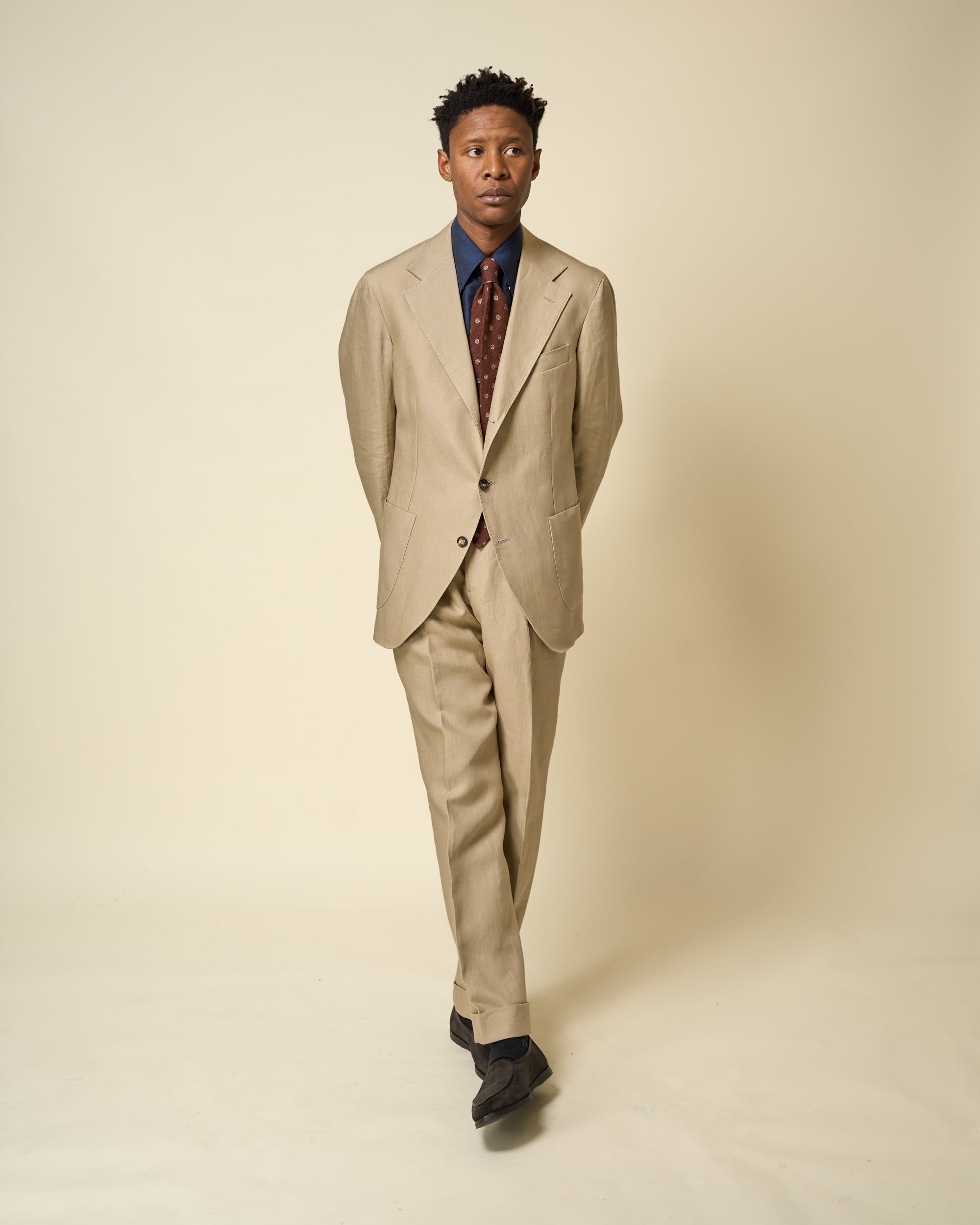 Classic Pleated Trouser - Sand Linen