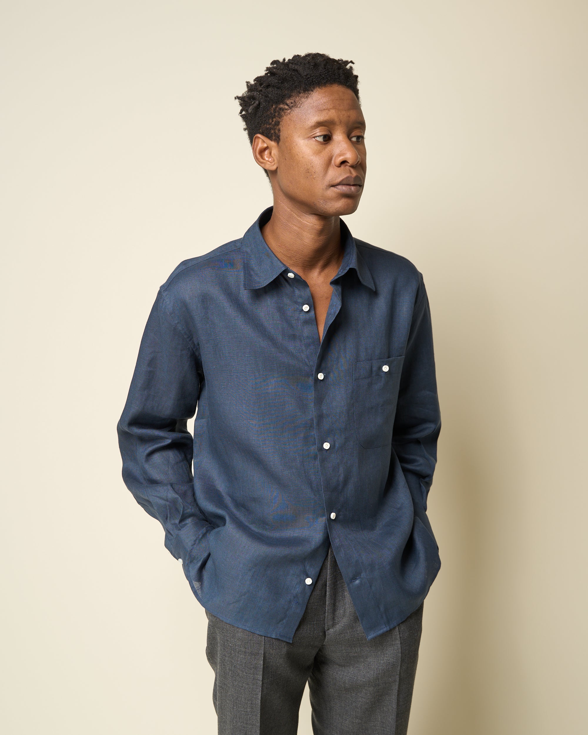 Off-Duty Shirt - Navy Linen