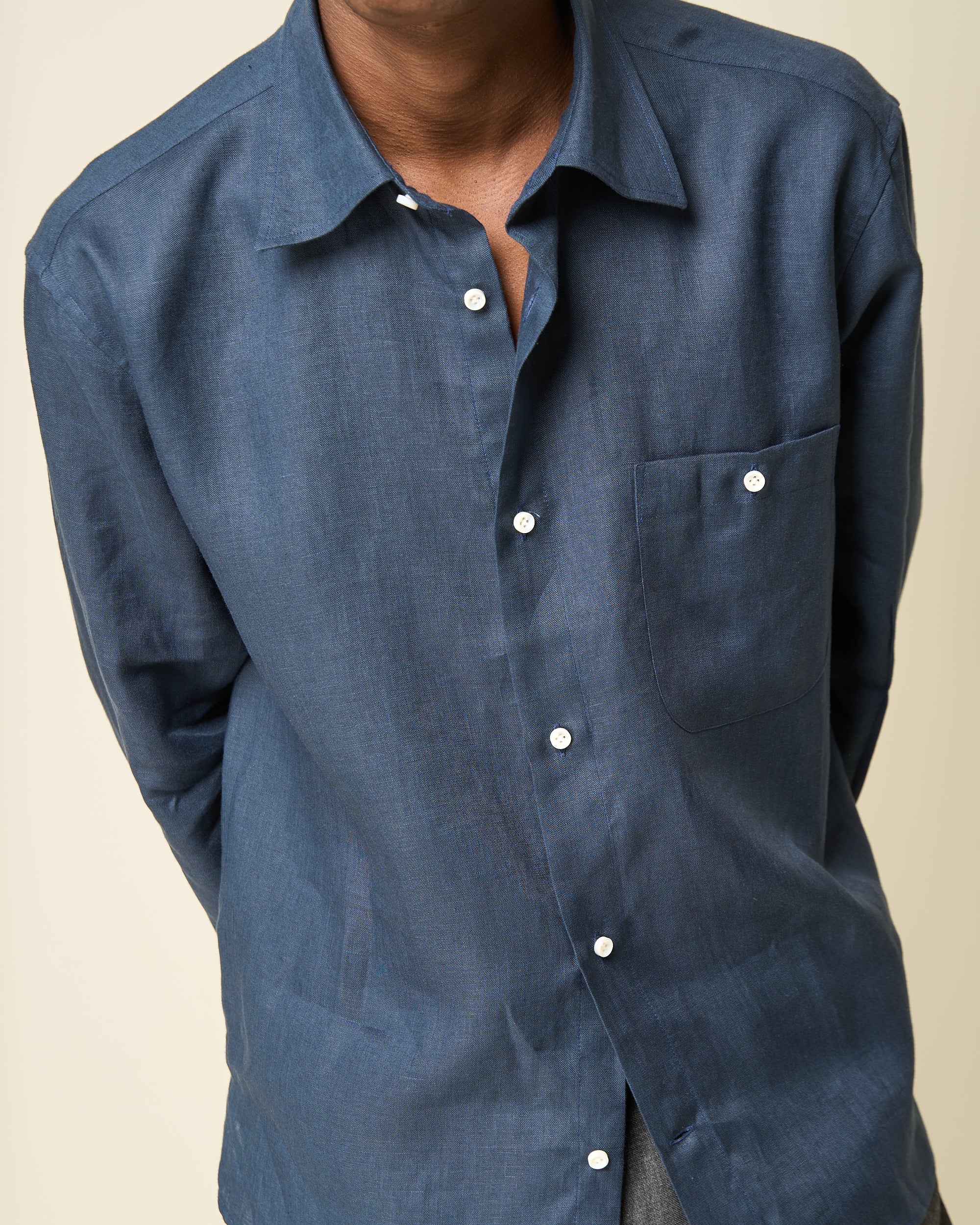 Off-Duty Shirt - Navy Linen