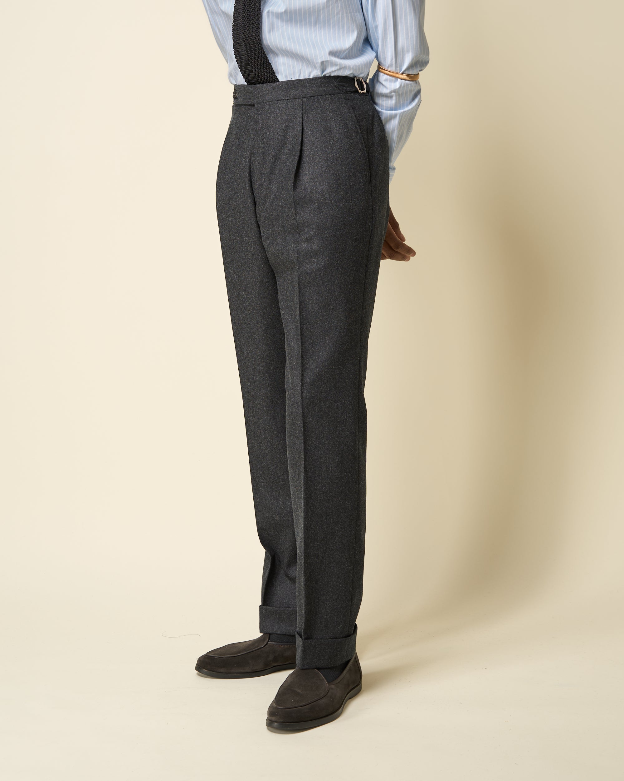 Classic Pleated Trouser - Charcoal Grey Woollen Flannel