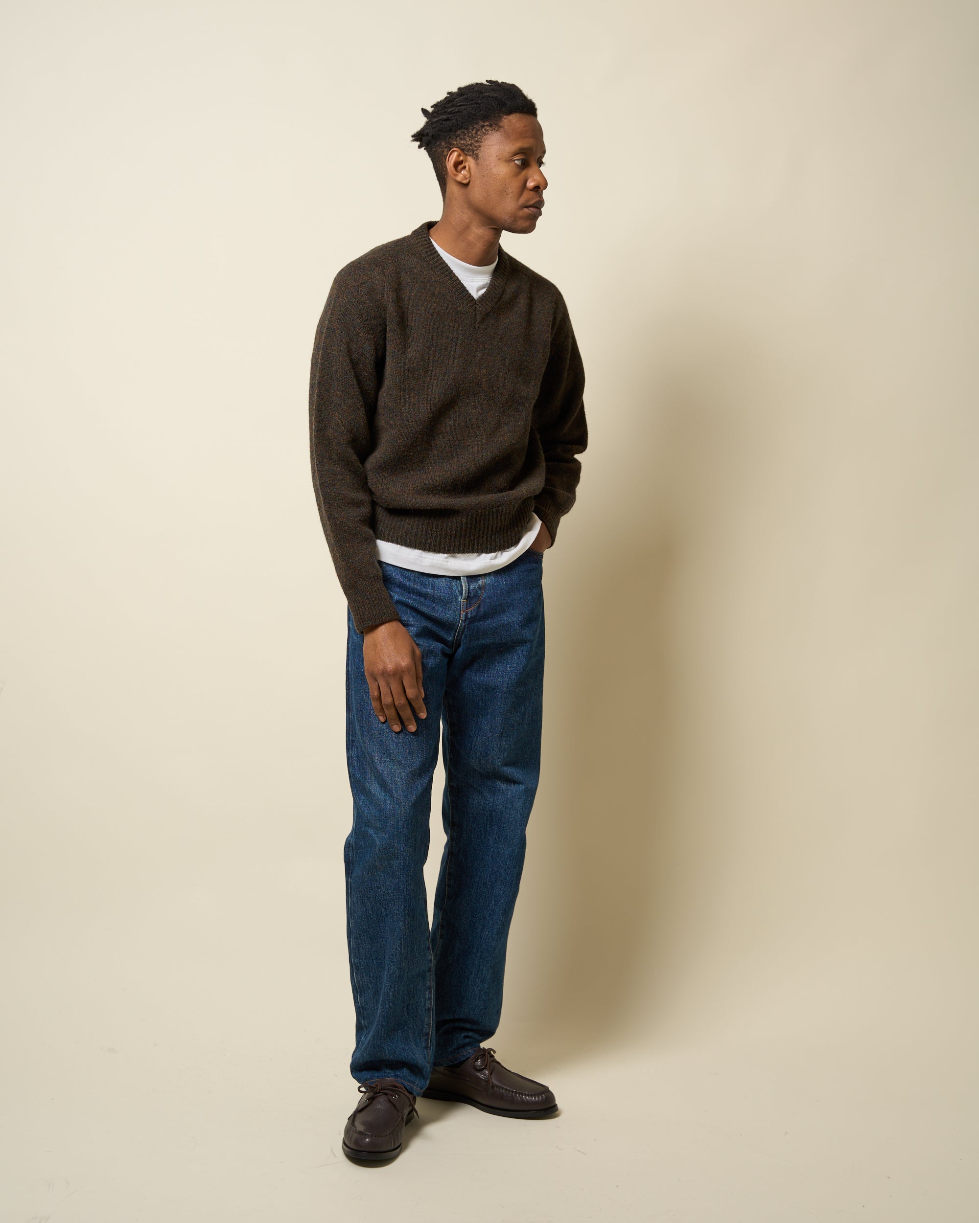 Shetland Wool V-Neck Sweater - Carob