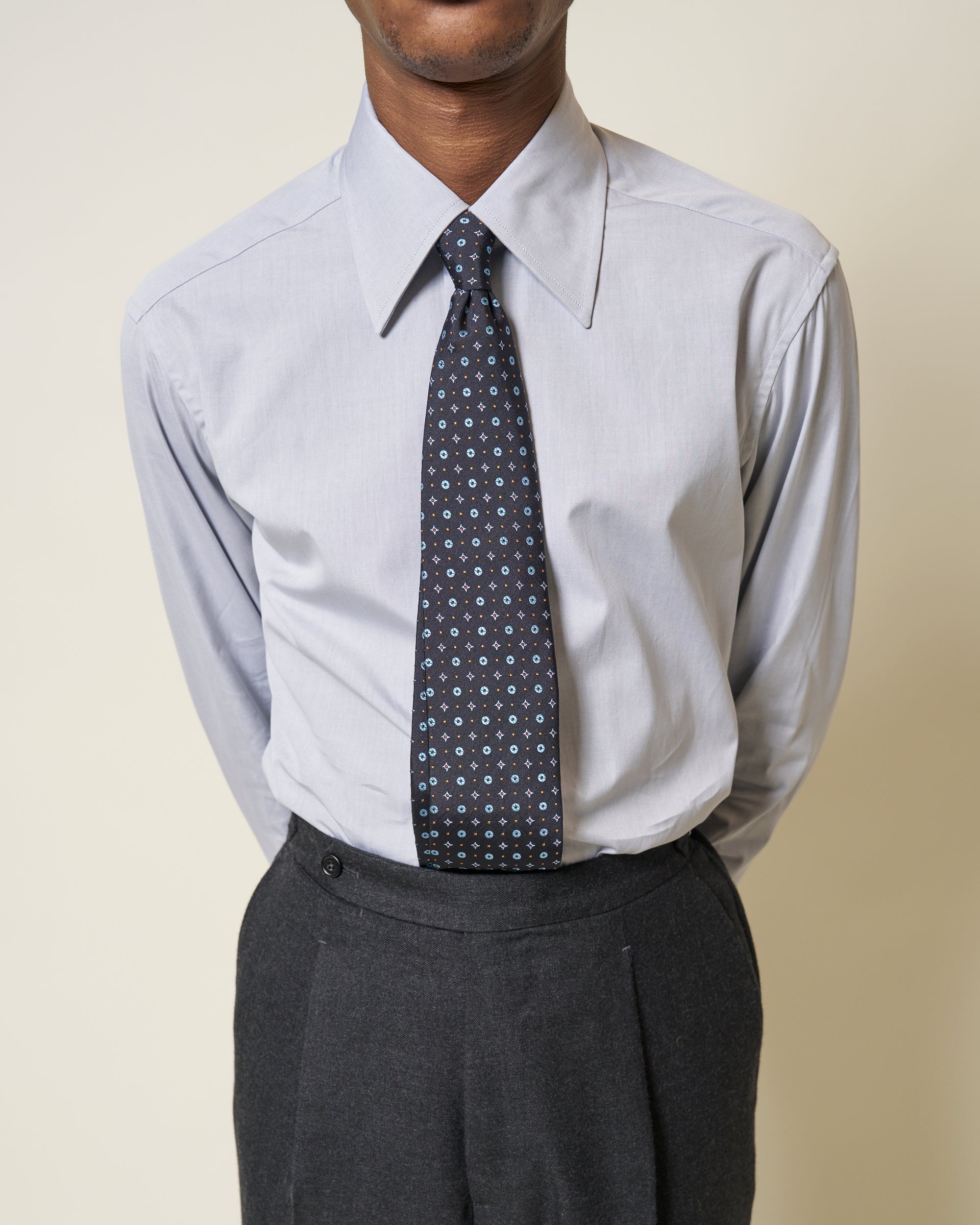 Point Collar Shirt - Light Grey Cotton Poplin