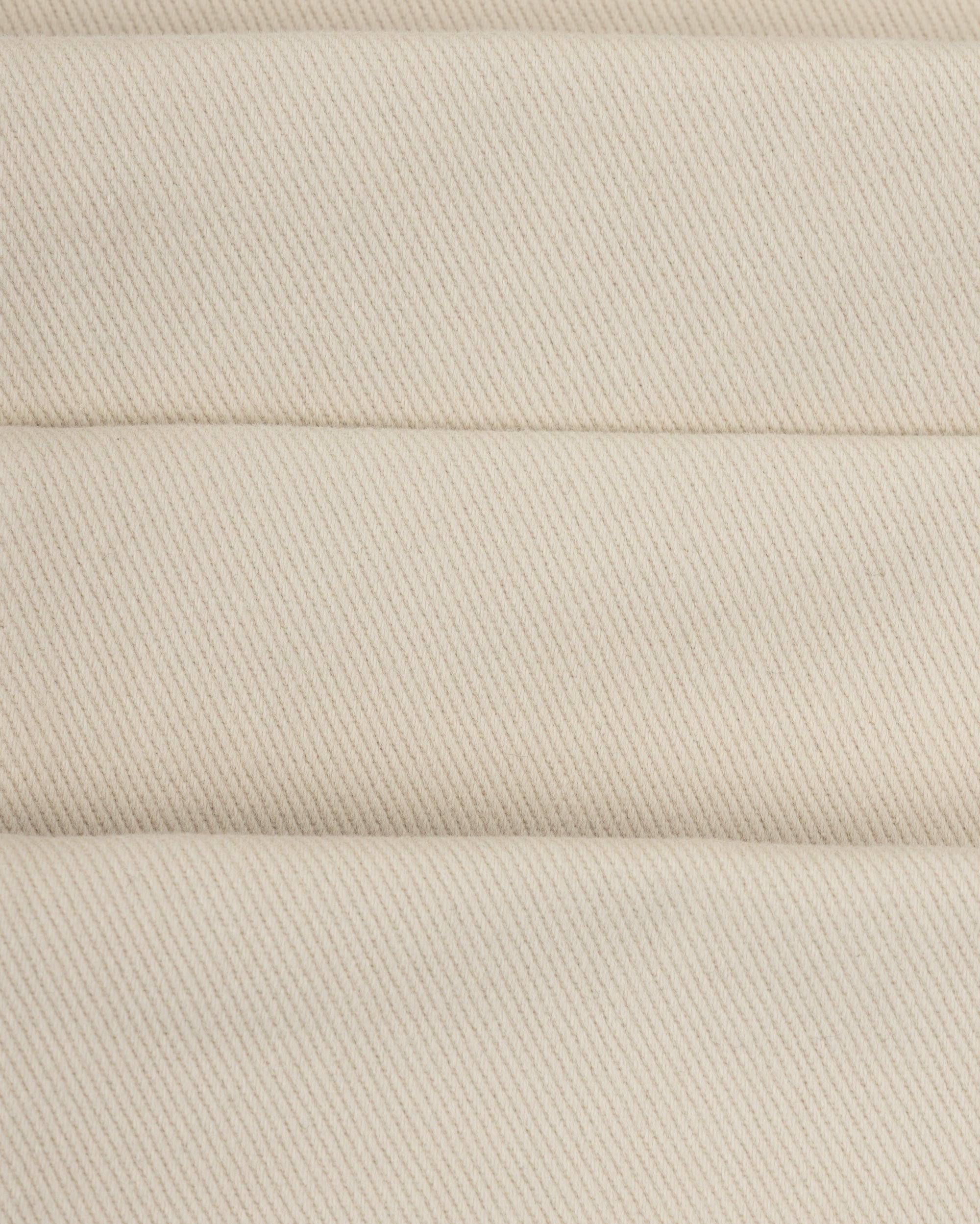 Relaxed Single Pleat Trouser - Cream Cotton Drill